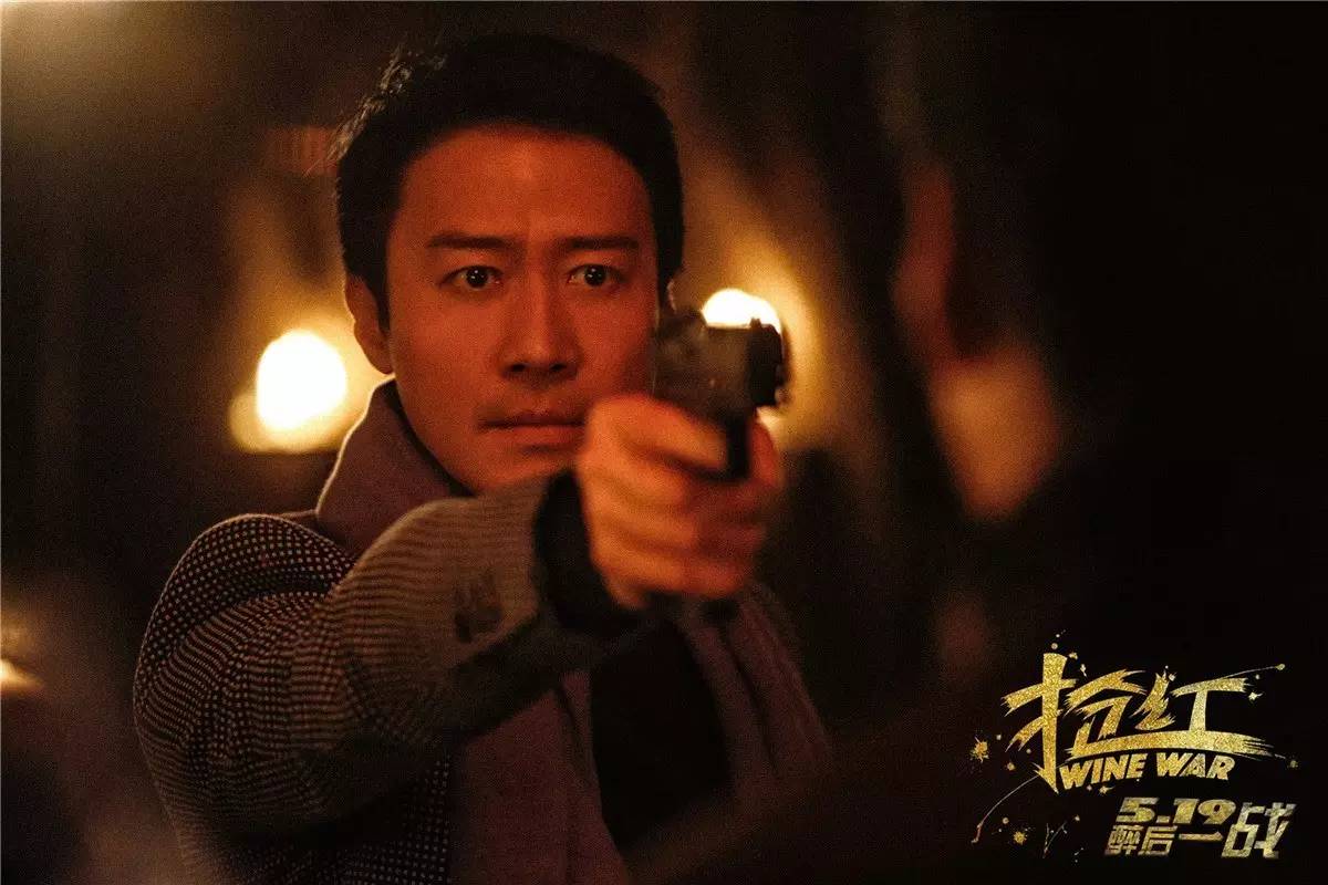 19日 男性荷尔蒙爆棚的枪战和兄弟情谊（内含影讯）j9九游会登录【XD·影讯5月15日】《抢红》5月(图7)